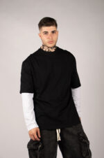 T-SHIRT UOMO CON MANICHE A CONTRASTO - NERO/BIANCO