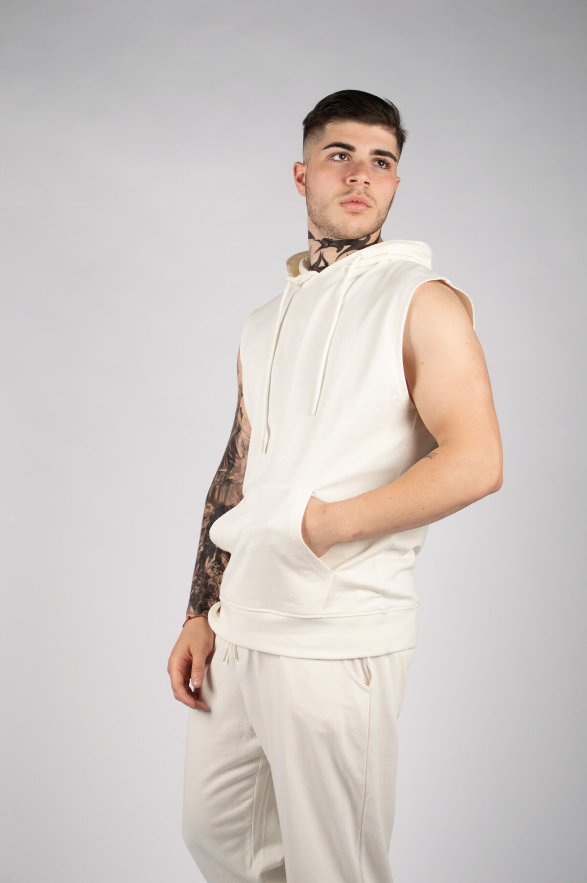 SMANICATO UOMO CON CAPPUCCIO - PRISME-VS0010_50_03